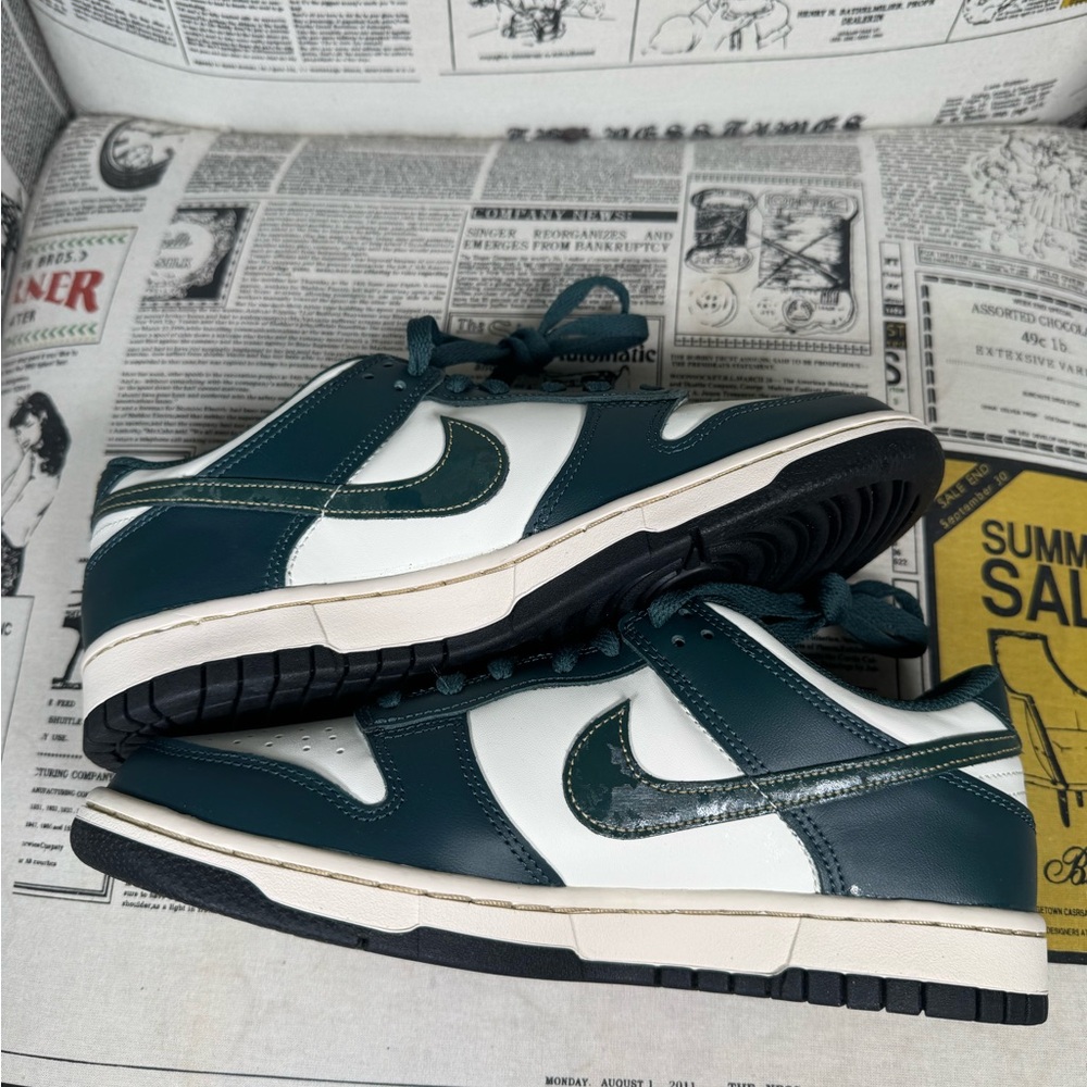 Nike Dunk Low GS Deep Jungle FB9109-301 GS 7Y Women Size 8.5 No Box - Picture 3 of 8